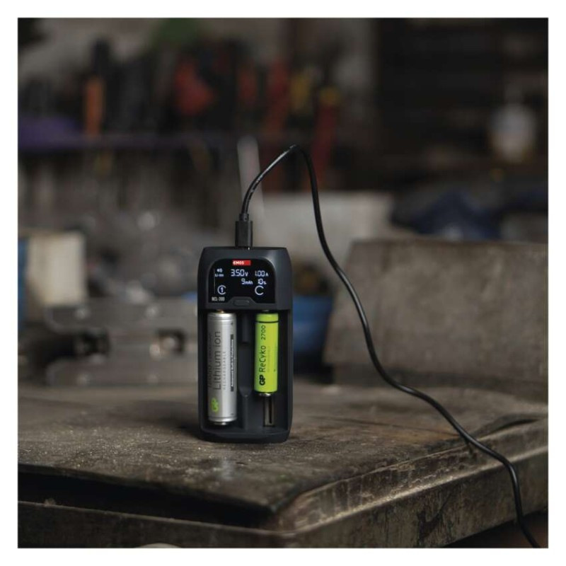 EMOS univerzálna nabíjačka li-ion batérií BCL-20D 6