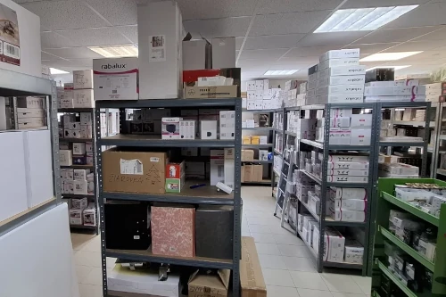 trioelko levice sklad